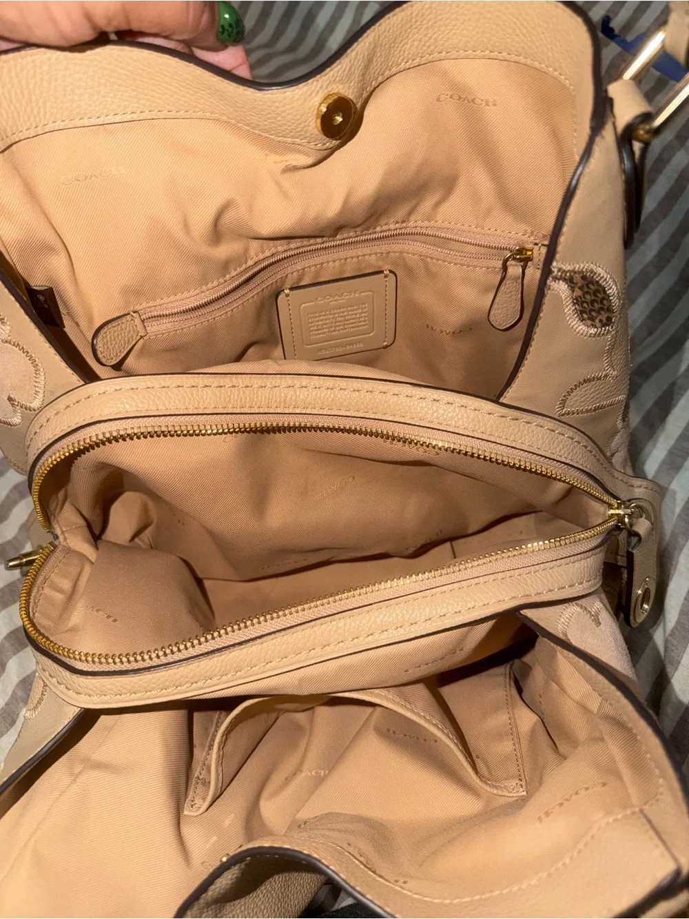 Coach Edie 31 Shoulder Bag